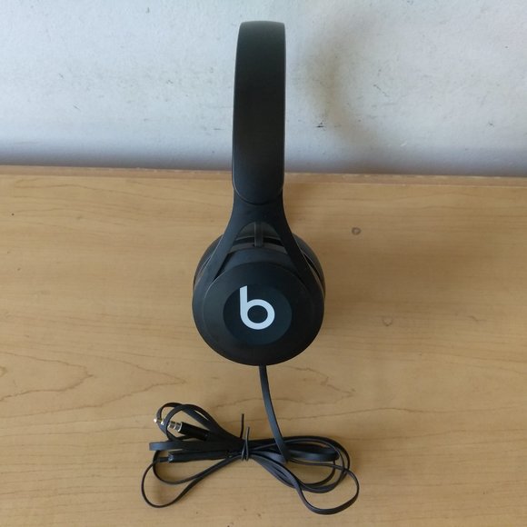 Beats by Dre Wired Headphones - Picture 1 of 6